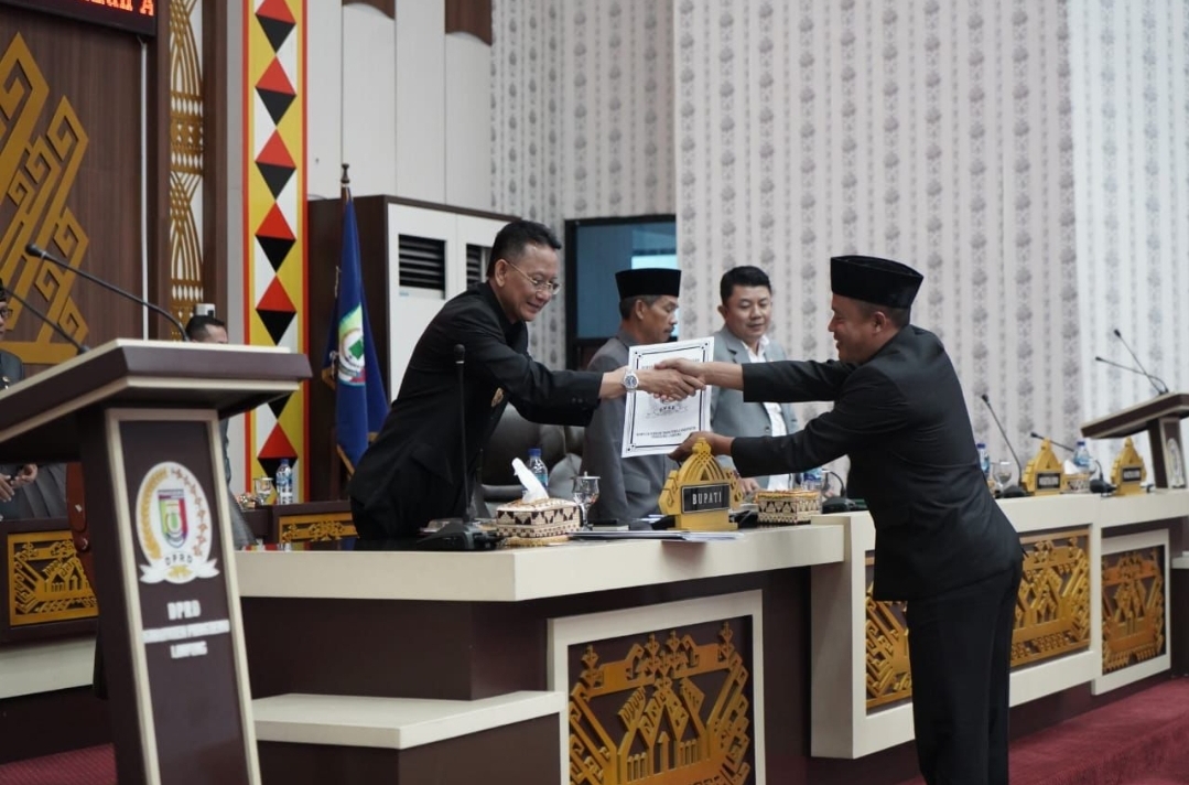 Rapat Paripurna DPRD APBD Perubahan  Pringsewu 2023 Resmi  Disetujui