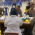 Pastikan Kesehatan Saat Pengamanan Pemilu 2024, Biddokes Polda Lampung Cek Kesehatan Personil
