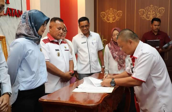 7 Kepala Perangkat Daerah Teken Perpanjangan PKS Dengan Kejari Lamsel