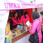“Meriahkan Hut ke 44, Yayasan Kemala Bhayangkari Gelar Gerak Jalan Hingga Bazar”