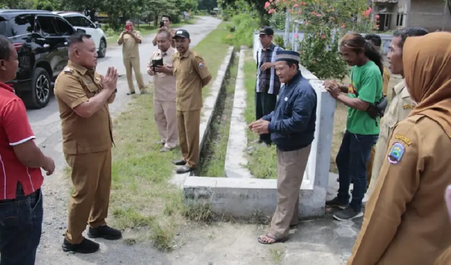 Tinjau Jalan Rusak di Kecamatan Kalianda dan Palas, Bupati Nanang: Diperbaiki Tahun Ini