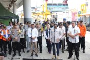 Gubernur Dampingi Menhub dan Menko PMK Tinjau Arus Balik di Pelabuhan Bakauheni