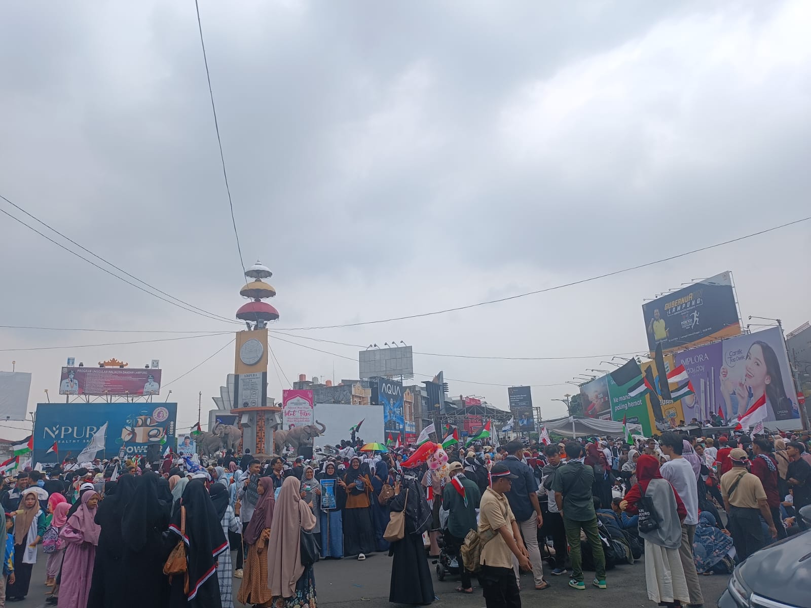 300 Personel Gabungan Polresta dan Polda Lampung Kawal Aksi Solidaritas Bela Palestina