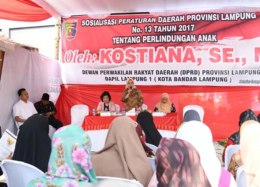 Anggota DPRD Lampung Kostiana Sosper di Kelurahan Enggal