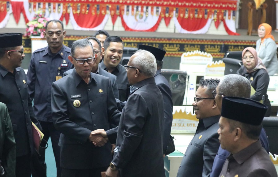 Sekdaprov Ikuti Rapat Paripurna Laporan Pansus DPRD Provinsi Lampung