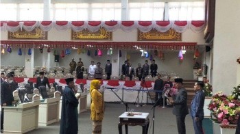 Ketua DPRD Lampung Lantik PAW Dani Mulyawati Gantikan I Gede Jelantik