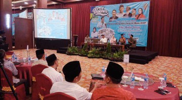 Anggota DPRD Provinsi Lampung Jadi Nara Sumber Dialog Yang di Gelar Harian Pilar