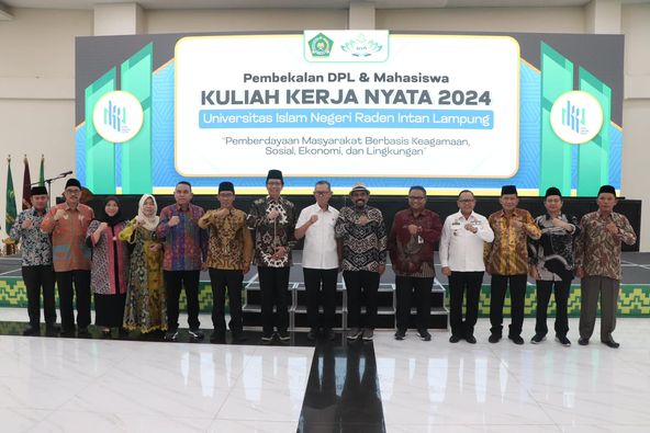 Sekdaprov Lampung Beri Pembekalan Peserta KKN UIN Raden Intan Lampung