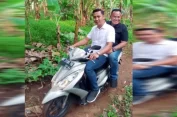 Dibonceng Naek Motor,Nanang Ermanto Tembus Lokasi Bedah Rumah Yang Sulit Terjangkau