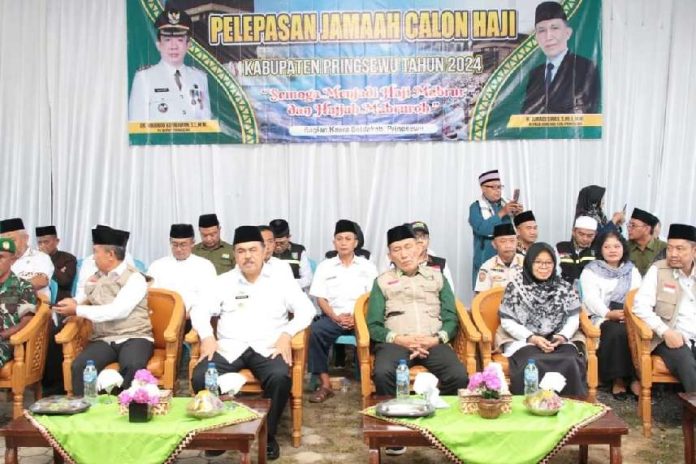 Anggota DPRD Pringsewu Hadiri 393 CJH Secara Resmi Diberangkatkan