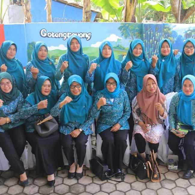 Anggota DPRD Mira Anita Kunjungan Klarifikasi Lapangan Dalam Rangka Penilaian Lomba Pekon Pringsewu