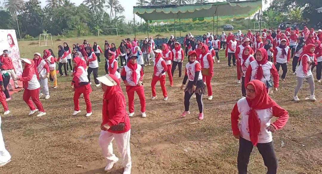 Senam CAKEP Bersama Nanda Indira Di Desa Banjar Negeri Kecamatan Way Lima