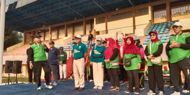 Walikota Metro Hadiri Gebyar Senam Lembaga Lanjut Usia