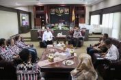 Pj. Gubernur Samsudin Terima Audiensi Bersama Jajaran Pengurus PWI Provinsi Lampung, Harapkan Sinergi Terus Dibangun