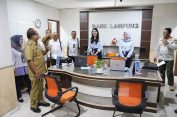 Pj Gubernur Tinjau Kantor Pusat Bank Lampung dan OJK Lampung
