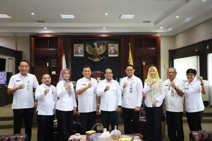 PJ. GUBERNUR LAMPUNG SAMSUDIN HARAPKAN RSUDAM TINGKATKAN PELAYANAN MAKSIMAL KEPADA PASIEN