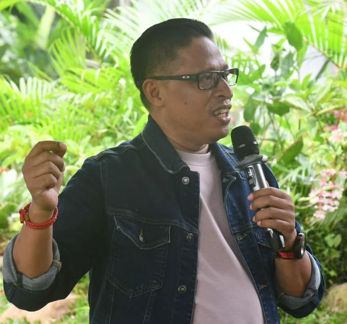 Wiyadi Isyaratkan Siap Berpasangan dengan Reihana di Pilwakot 2024