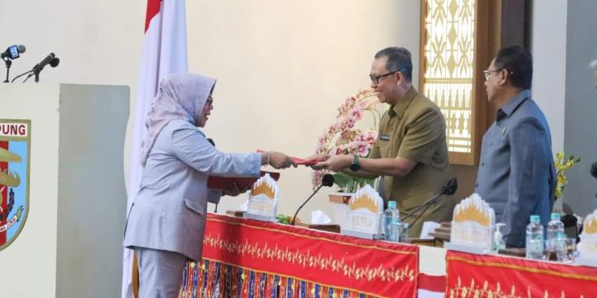 Sekdaprov Ikuti Rapat Paripurna,Penyampain Raperda Usul Inisiatif DPRD Provinsi Lampung Tahun 2024