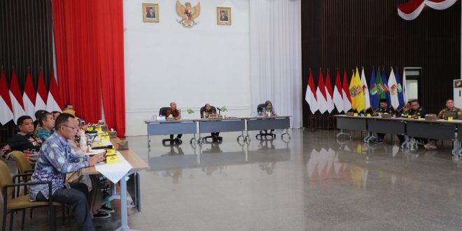 Pj. Gubernur Samsudin Pimpin Rapat Progres Pembangunan Kota Baru