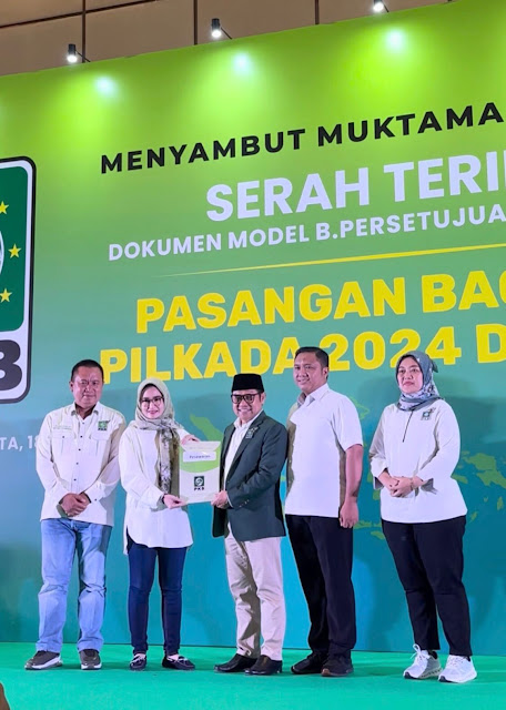 Ketua Umum PKB Berikan Surat Rekomendasi Model B KWK Persetujuan Parpol Kepada Nanda – Antonius