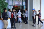 Pengamanan Ketat Warnai Sidang Paripurna Pengambilan Sumpah Anggota DPRD Pringsewu