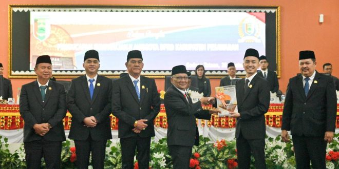 Sebanyak 40 Anggota DPRD Kabupaten Pesawaran Periode 2024 – 2029 Ucapkan Sumpah Janji