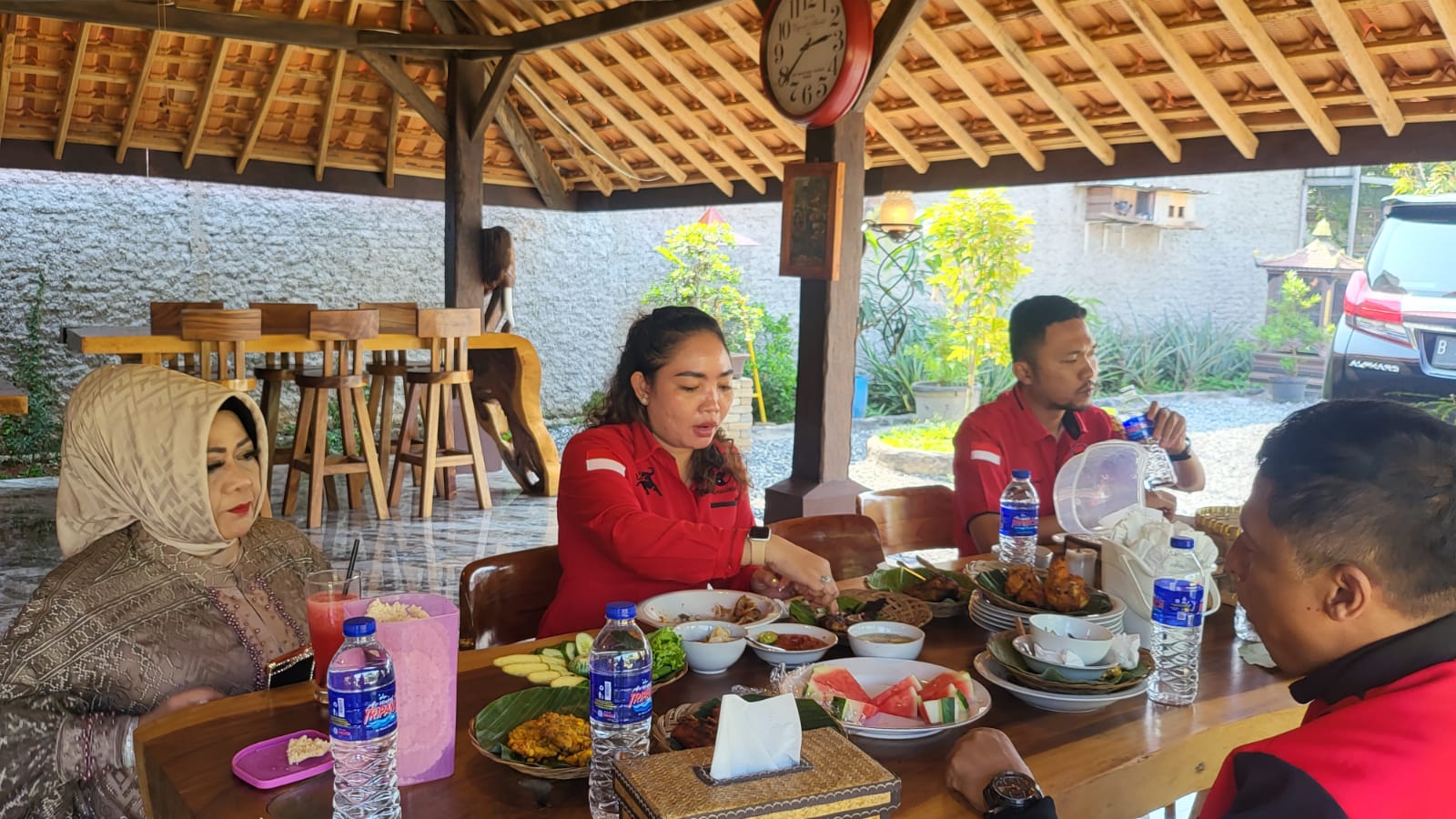Makan Bersama dengan Cawalkot Reihana, Apakah PDI-P Bergabung