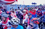 Pj. Bupati Pringsewu Dr. marindo Kurniawan, ST., MM Gowes Bareng Peringatan HUT RI ke-79