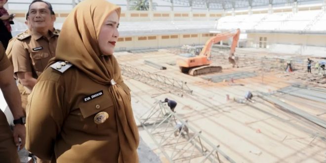 Walikota Eva Dwiana Tinjau GOR Siger Way Halim