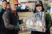 Disambut Antusias Warga, Walikota Eva Dwiana Buka Porcam Sukabumi