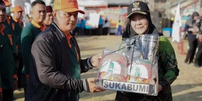 Disambut Antusias Warga, Walikota Eva Dwiana Buka Porcam Sukabumi