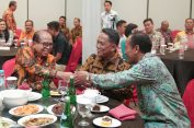 Pj Gubernur Ajak Perusahaan Swasta Benahi Jalan Rusak di Provinsi Lampung