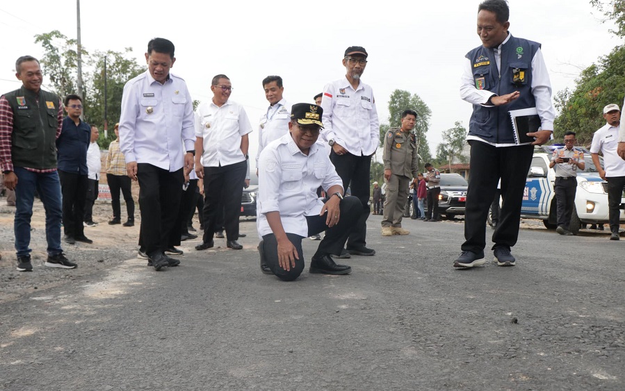 Pj Gubernur Lampung Bersama Kadis BMBK Provinsi Tinjau Jalan Inpres Penumangan-Tegal Mukti