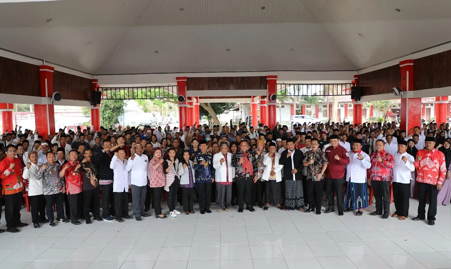 Ratusan Guru Ngaji dan Tokoh Lintas Agama di Kabupaten Lampung Selatan Terima Insentif