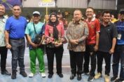 Walikota Eva Dwiana Buka Kejuaraan Tenis Lapangan
