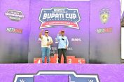 280 Crosser adu Ketangkasan di ajang Bupati Cup Grasstrack Motocross 2024, di Sirkuit MX-GTX Way Ragom