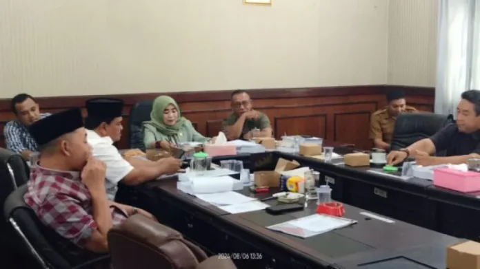 Komisi III DPRD Bersama Dinkes Kabupaten Lamsel Gelar Rapat Pembahasan Ranperda Perubahan APBD 2024