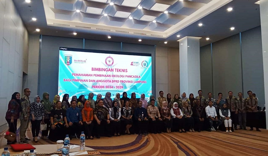 Pimpinan dan Anggota DPRD Lampung Ikuti Bimtek Pembinaan Ideologi Pancasila dan Wawasan Kebangsaan