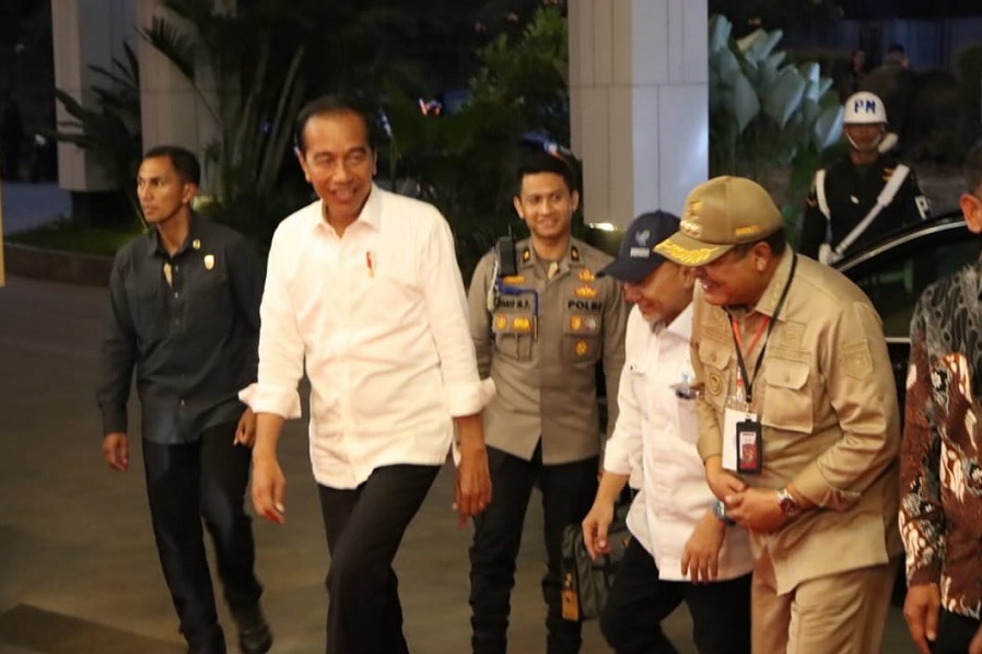 Menginap di Bandar Jaya, Bupati Lampung Tengah Sambut Kedatangan Presiden Jokowi