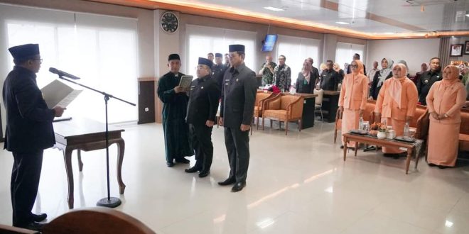 Pj. Gubernur Lampung Lantik Dua Wakil Direktur RSUDAM, Dorong Peningkatan Kinerja dan Pelayanan Publik
