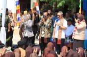 Pj. Gubernur Samsudin Dampingi Menteri Perdagangan Zulkifli Hasan dalam Kunjungan Kerja di SMAN 1 Jatiagung