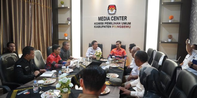 Pj. Bupati Pringsewu Tinjau Kesiapan Pilkada 2024 ke KPU Kabupaten Pringsewu