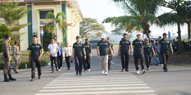 Pj. Bupati Pringsewu Melepas Atlet PON XXI Tahun 2024