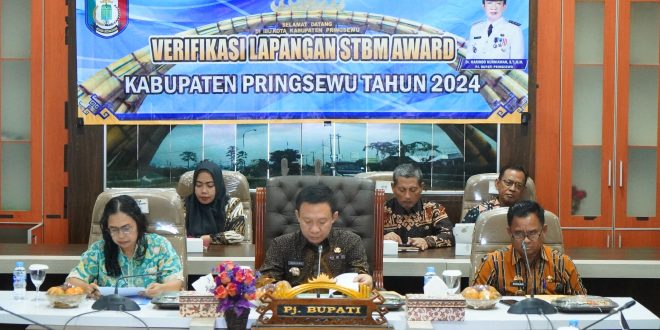 Pj. Bupati Pringsewu Dr. Marindo Kurniawan Menerima Kunjungan Tim Verifikasi Lapangan STBM AWARD Kementerian Kesehatan Tahun 2024