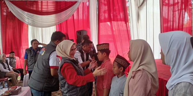 Nanda-Antonius Kukuhkan Tim Pemenangan KUR di Desa Negeri Sakti