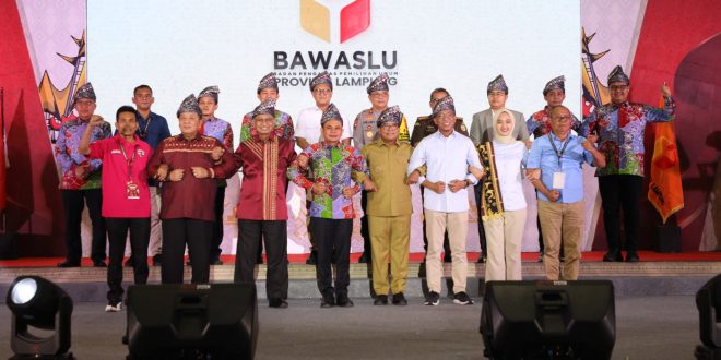 Pj. Gubernur Hadiri Deklarasi Kampanye Pilkada Damai dalam Pemilihan Gubernur dan Wakil Gubernur Lampung Tahun 2024