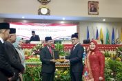 Ahmad Giri Akbar dan Kostiana Jadi Pimpinan DPRD Lampung Sementara