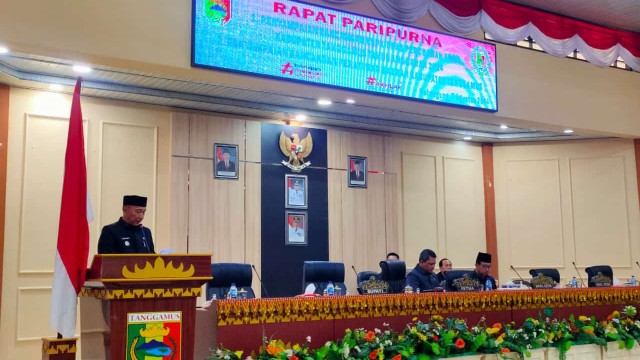 Rapat Paripurna DPRD Tanggamus Agenda Penyampaian Rancangan KUPA dan PPAS-P Tahun 2024