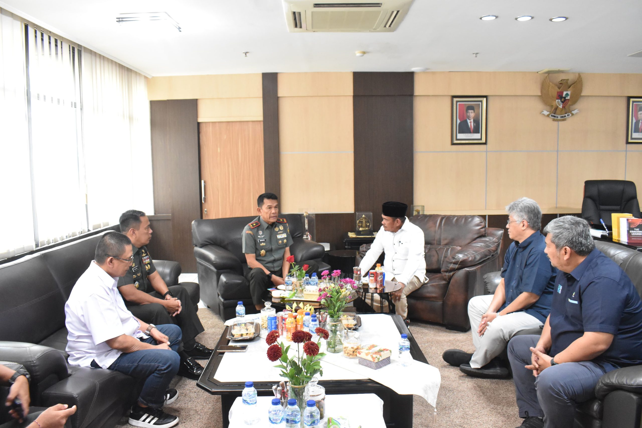 Centralberita – Kunjungi PTPN I Regional 7 Lampung, Danrem 043/Gatam Siap Bantu Jaga Kondusifitas Serta Menjamin Keamanan Wilayah