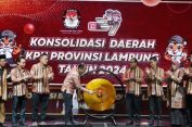 Centralberita – Hadiri Konsolidasi Daerah KPU Provinsi Lampung dengan KPU Kabupaten/Kota, Pj. Gubernur Lampung Tekankan Integritas dan Netralitas Pada Pilkada 2024